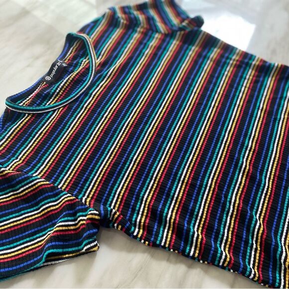 Rainbow Stripe Ribbed Tee – Multicolor Fitted Top (Juniors L) - Picture 4 of 7